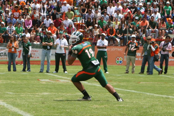 José Humberto Noriega (19) QB Aztecas UDLAP