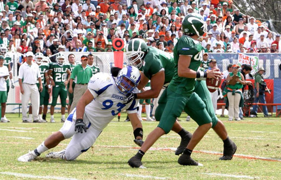 Rodrigo Pérez QB Aztecas UDLAP