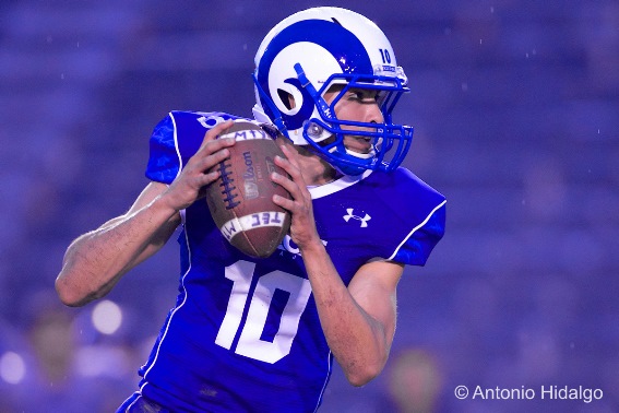 Miguel Chen (10) QB Borregos Monterrey